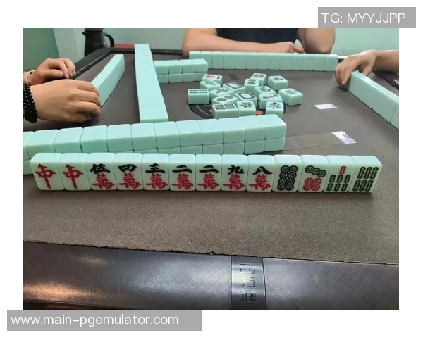 梦见打麻将胡了-奇异梦境，麻将桌上的喜悦-梦见打麻将胡了